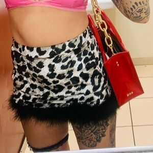 Snow Leopard Velvet faux fur trim skirt